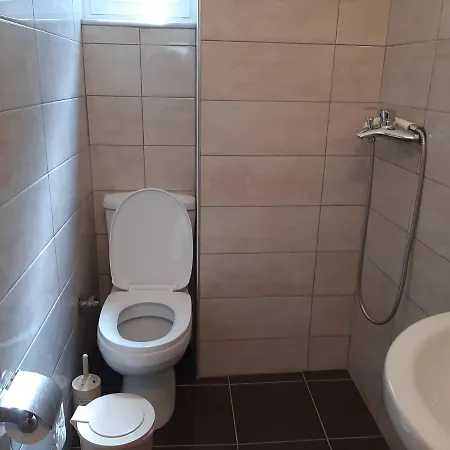 Tophill Apartment
